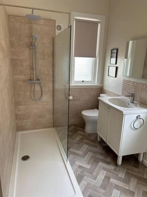 Spacious & Bright 3 Bed Harrogate Apartment Extérieur photo